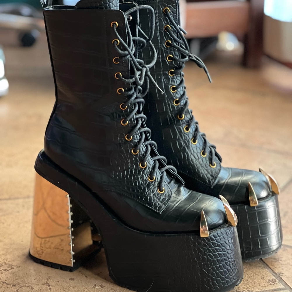 KILLSTAR REPETILIA Black and Gold Platform Lace-Up Boots